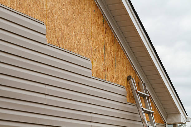 Professional Siding Contractor technician working in Hamden, CT